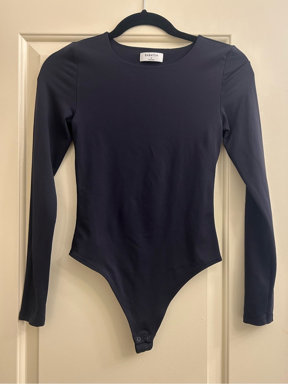 Aritzia Babaton Black Long-Sleeve Bodysuit